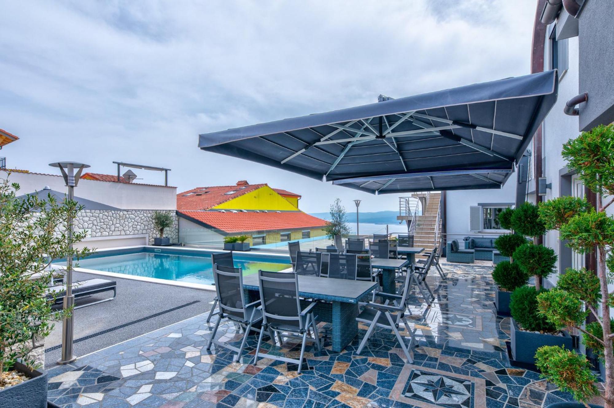 Villa Vivien ซริกเวนิซา ภายนอก รูปภาพ