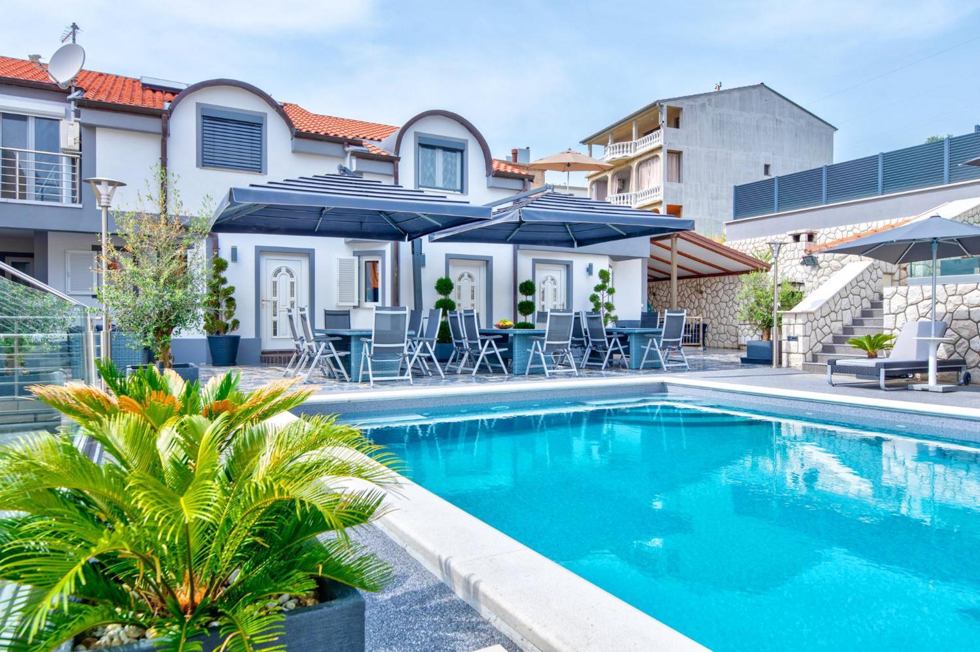 Villa Vivien ซริกเวนิซา ภายนอก รูปภาพ